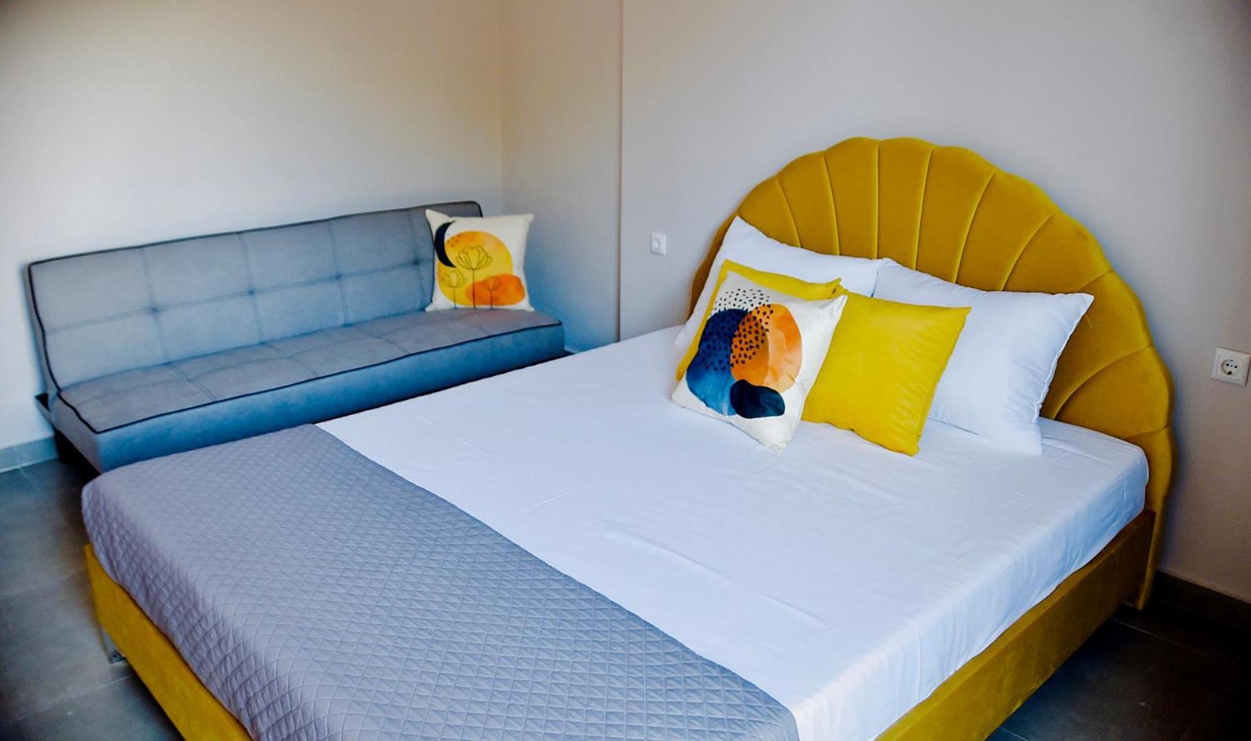 Room Nine 9 Beachfront Apartments Nea Kallikrateia 外观 照片