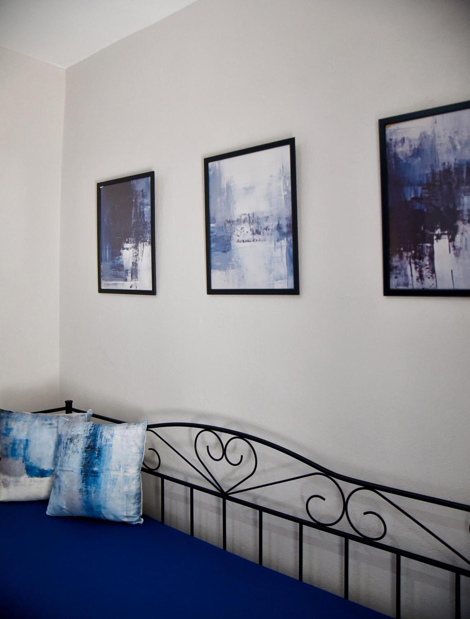Room Nine 9 Beachfront Apartments Nea Kallikrateia 外观 照片