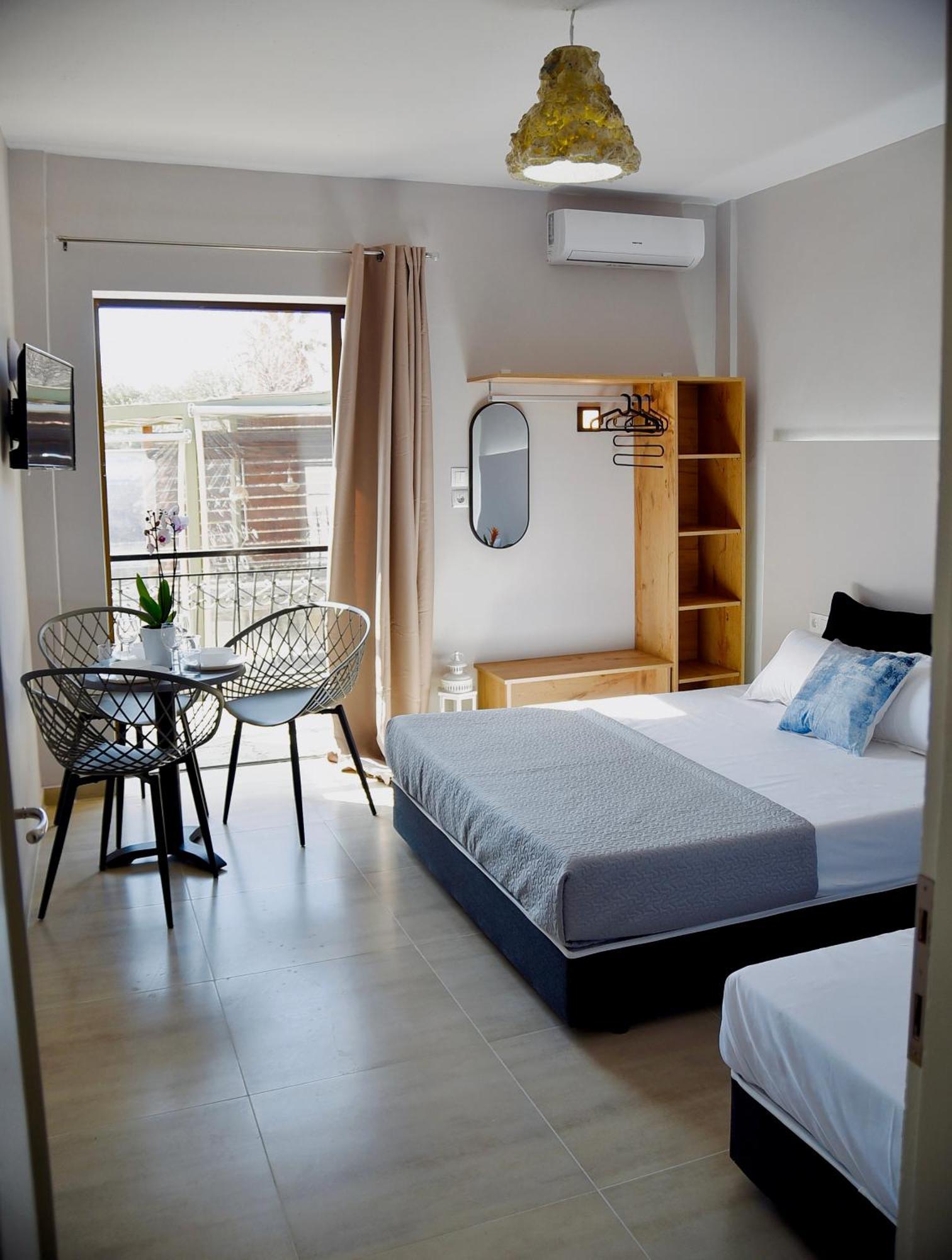 Room Nine 9 Beachfront Apartments Nea Kallikrateia 外观 照片