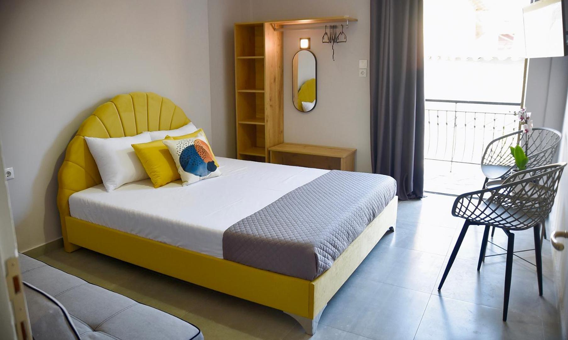 Room Nine 9 Beachfront Apartments Nea Kallikrateia 外观 照片