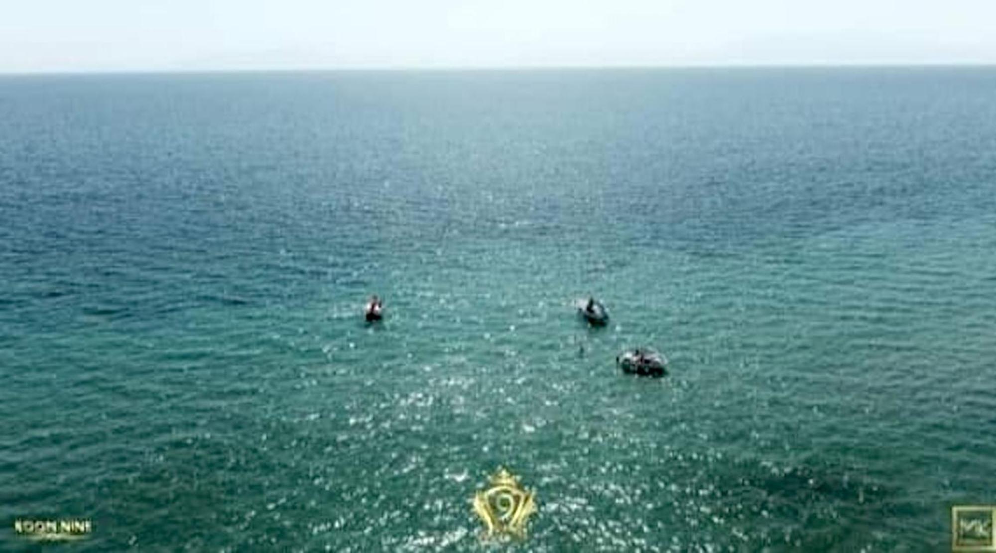 Room Nine 9 Beachfront Apartments Nea Kallikrateia 外观 照片